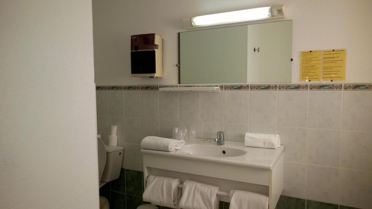 Hotel Du Rocher 2*